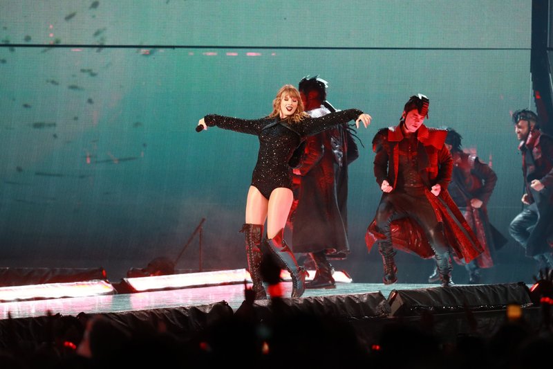 Taylor Swift — November 9 - Auckland, New Zealand — photo 77