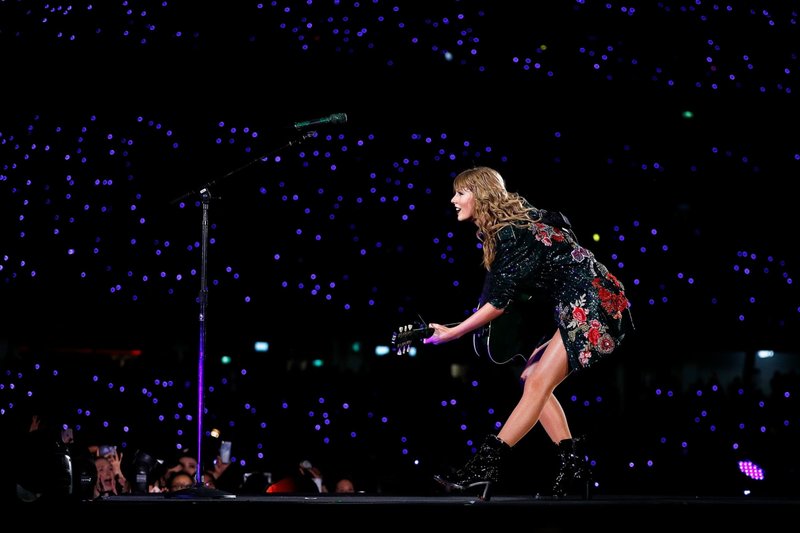 Taylor Swift — October 26 - Melbourne, Australia — photo 12