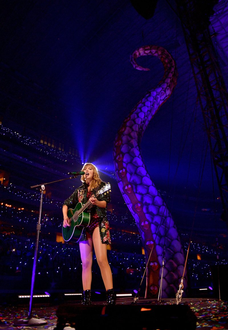 Taylor Swift — October 5 - Arlington, Texas — photo 7