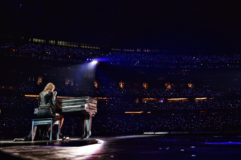 Taylor Swift — October 5 - Arlington, Texas — photo 29
