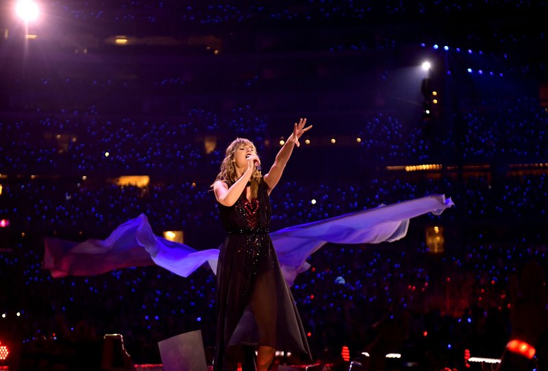 Taylor Swift — October 6 - Arlington, Texas — photo 29