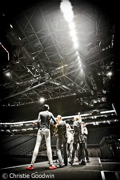 Taylor Swift — Behind the Scenes — photo 4