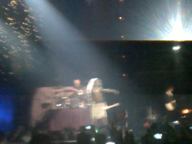 Taylor Swift — February 19 - Manila, Philippines — photo 4