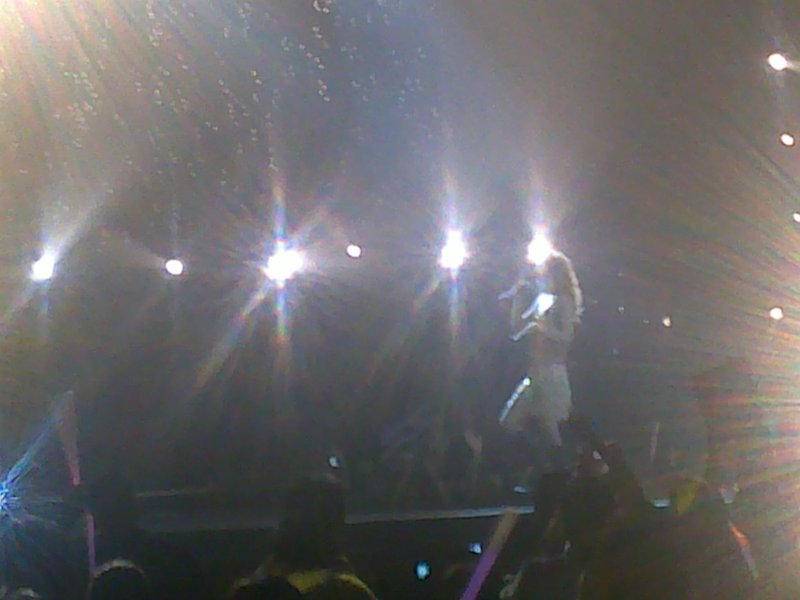Taylor Swift — February 19 - Manila, Philippines — photo 6