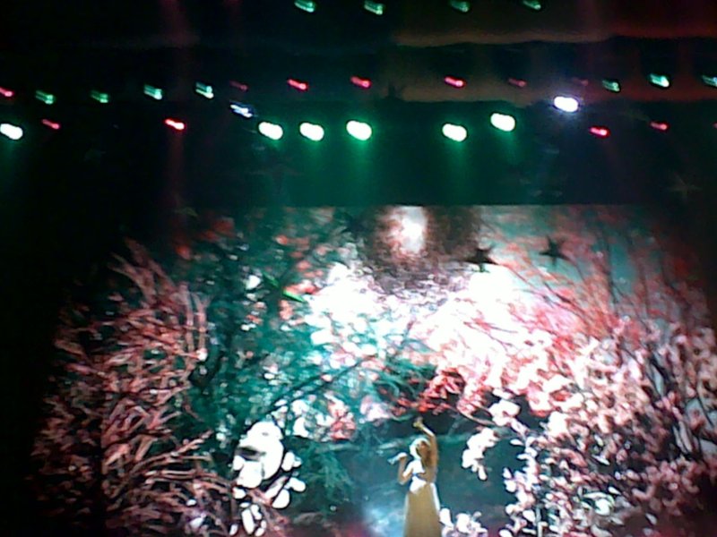 Taylor Swift — February 19 - Manila, Philippines — photo 41