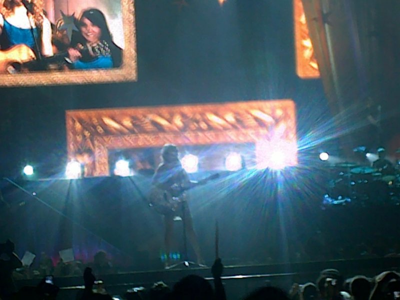 Taylor Swift — February 19 - Manila, Philippines — photo 49
