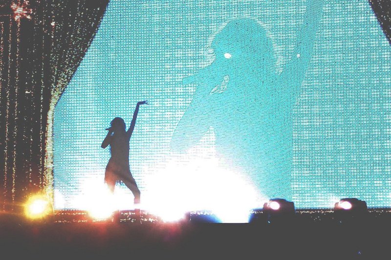 Taylor Swift — February 19 - Manila, Philippines — photo 201
