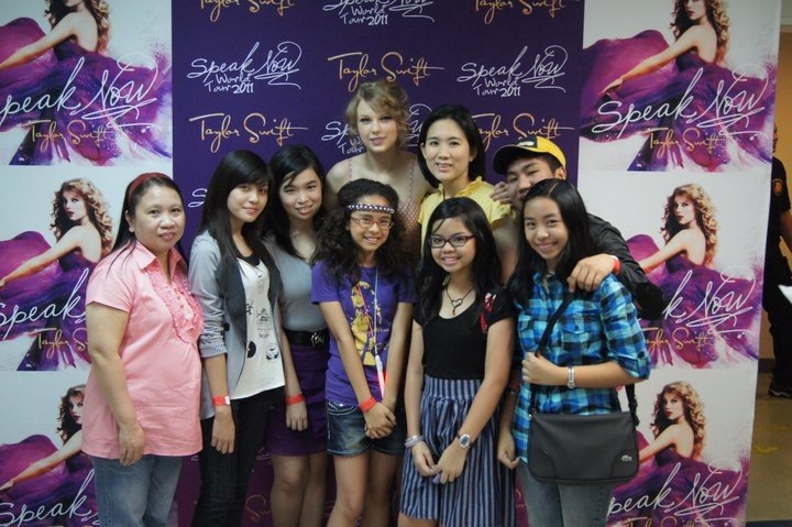 Taylor Swift — February 19 - Manila, Philippines — photo 215
