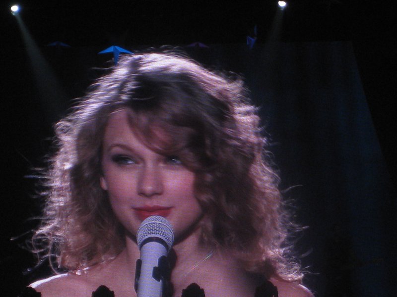 Taylor Swift — February 21 - Hong Kong, Hong Kong — photo 46