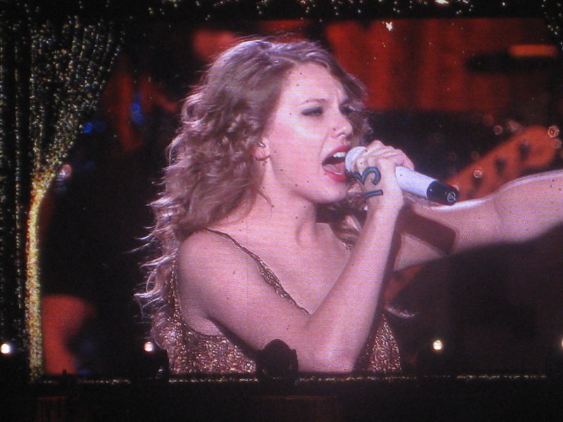 Taylor Swift — February 21 - Hong Kong, Hong Kong — photo 65