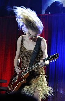 Taylor Swift — March 12 - Oberhausen, Germany — photo 6