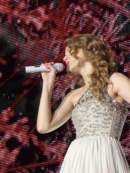 Taylor Swift — March 12 - Oberhausen, Germany — photo 95