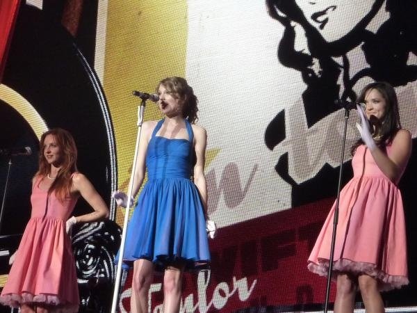 Taylor Swift — March 12 - Oberhausen, Germany — photo 107