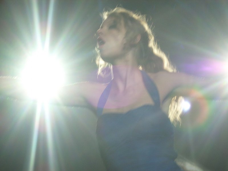 Taylor Swift — March 12 - Oberhausen, Germany — photo 146