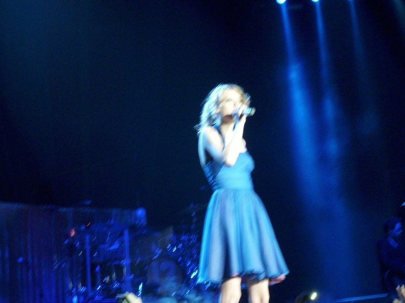 Taylor Swift — March 12 - Oberhausen, Germany — photo 155