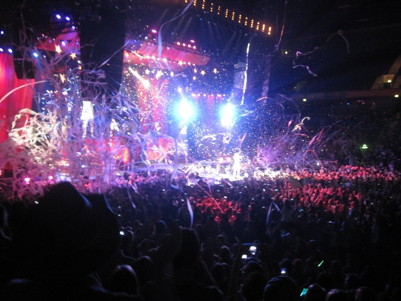 Taylor Swift — March 12 - Oberhausen, Germany — photo 186