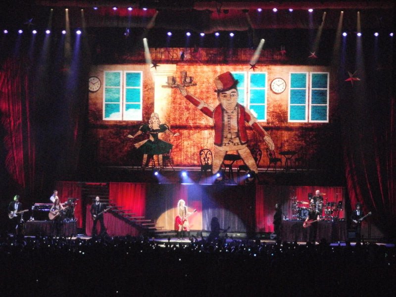 Taylor Swift — March 15 - Milan, Italy — photo 62