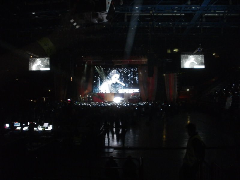 Taylor Swift — March 15 - Milan, Italy — photo 69