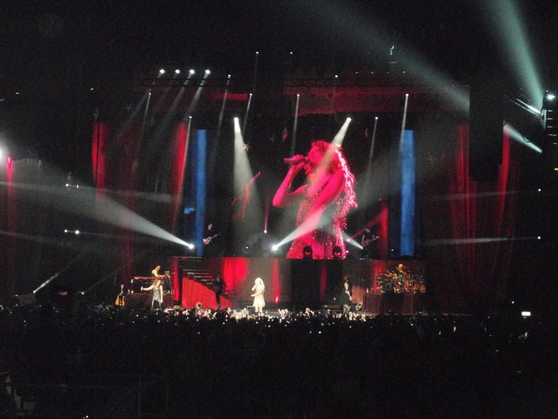 Taylor Swift — March 15 - Milan, Italy — photo 73