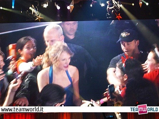 Taylor Swift — March 15 - Milan, Italy — photo 145