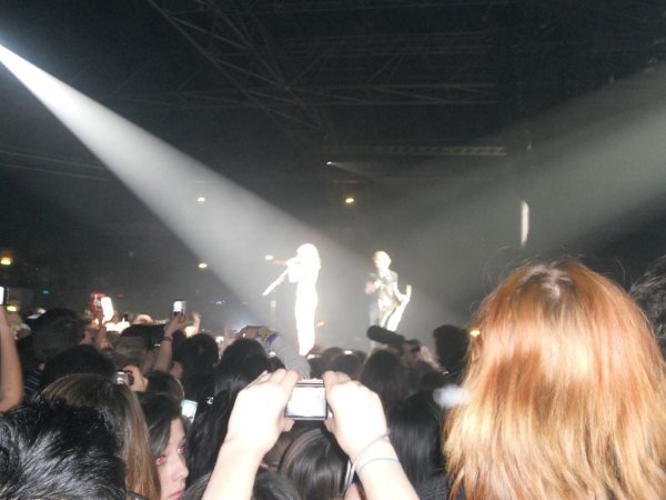 Taylor Swift — March 17 - Paris, France — photo 64