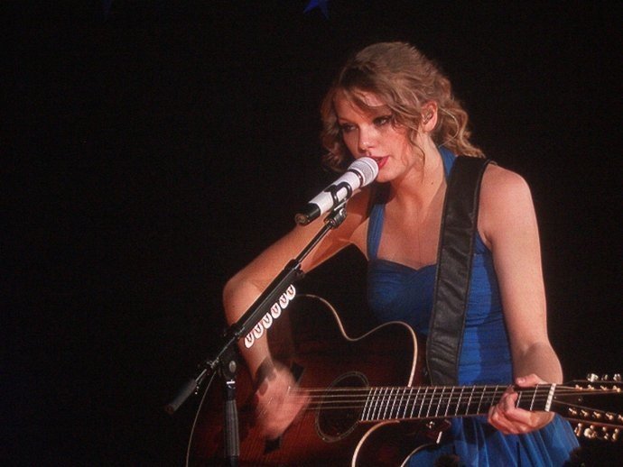 Taylor Swift — March 19 - Madrid, Spain — photo 44