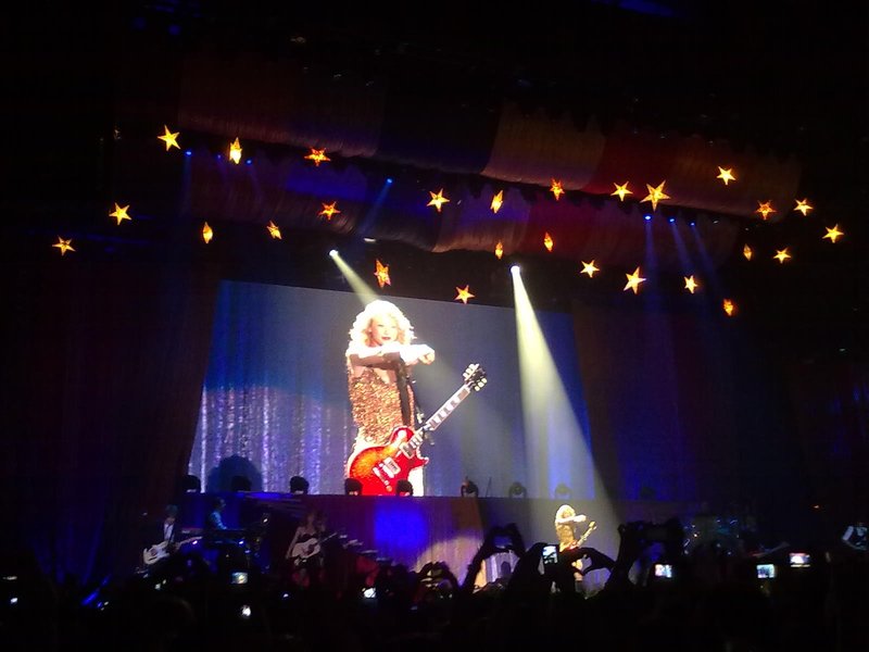 Taylor Swift — March 19 - Madrid, Spain — photo 125