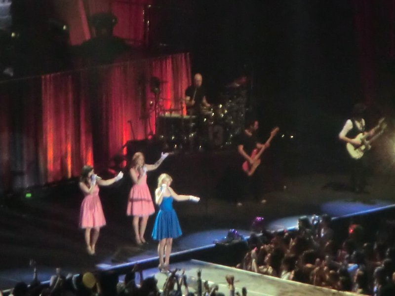Taylor Swift — March 19 - Madrid, Spain — photo 154