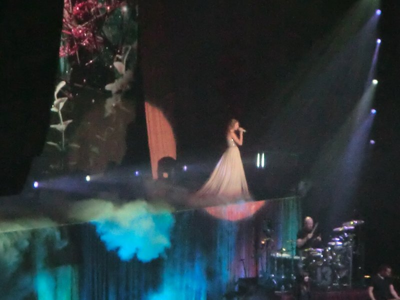 Taylor Swift — March 19 - Madrid, Spain — photo 169