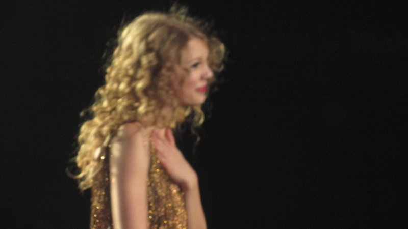Taylor Swift — March 19 - Madrid, Spain — photo 202
