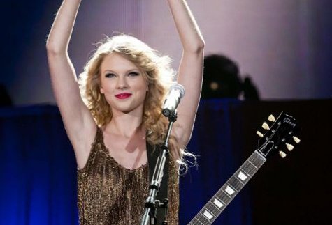 Taylor Swift — March 22 - Birmingham, United Kingdom — photo 21