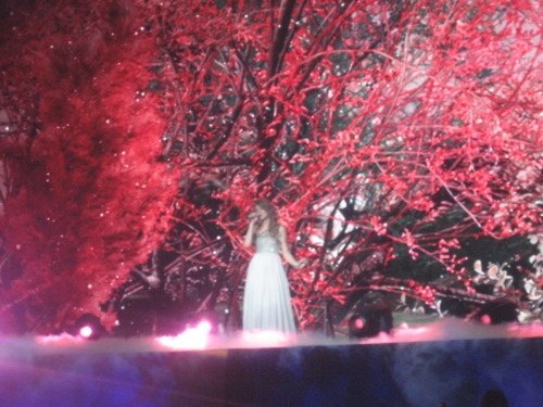 Taylor Swift — March 6 - Brussels, Belgium — photo 2