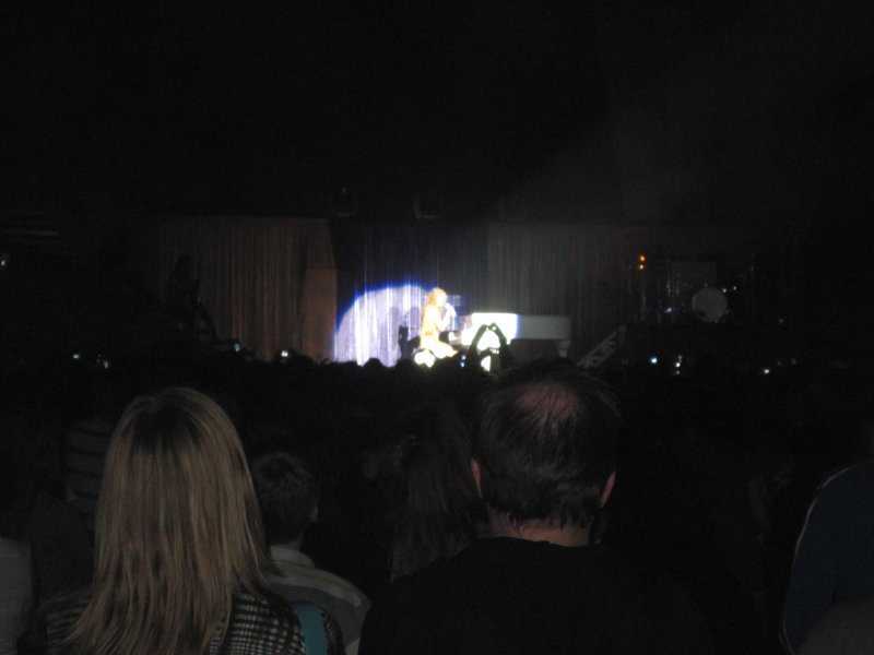 Taylor Swift — March 7 - Rotterdam, Holland — photo 60