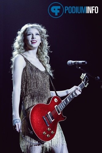 Taylor Swift — March 7 - Rotterdam, Holland — photo 84