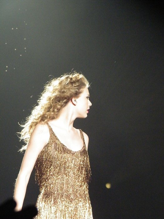 Taylor Swift — March 7 - Rotterdam, Holland — photo 94