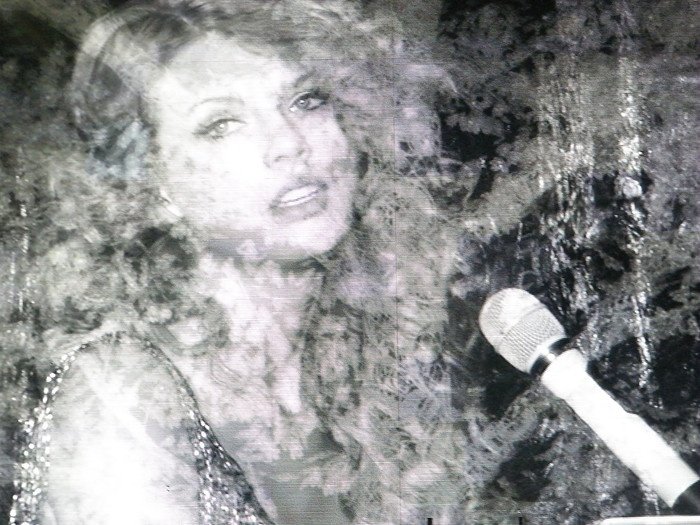 Taylor Swift — March 7 - Rotterdam, Holland — photo 125