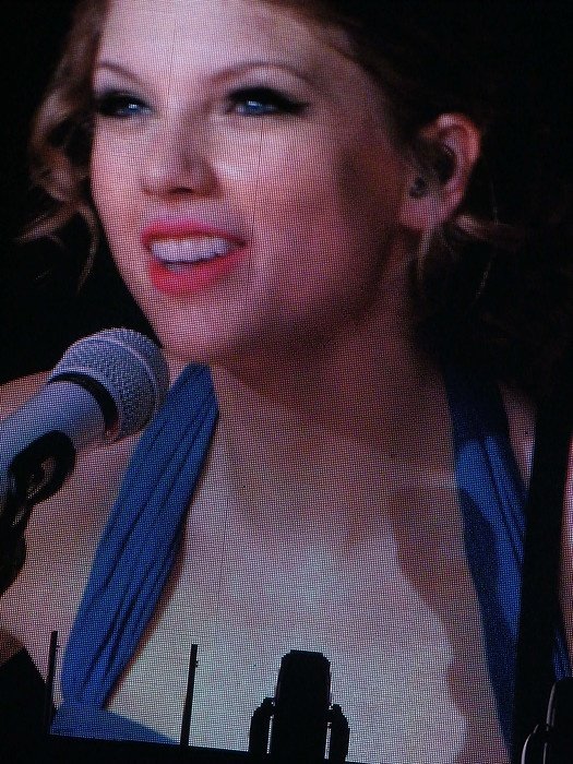 Taylor Swift — March 7 - Rotterdam, Holland — photo 143
