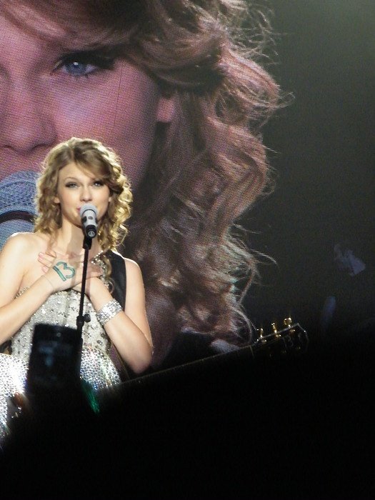 Taylor Swift — March 7 - Rotterdam, Holland — photo 169