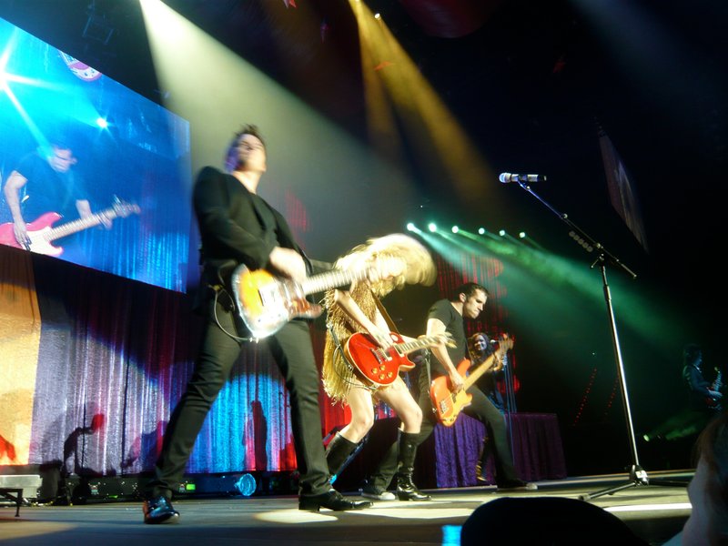 Taylor Swift — March 7 - Rotterdam, Holland — photo 222