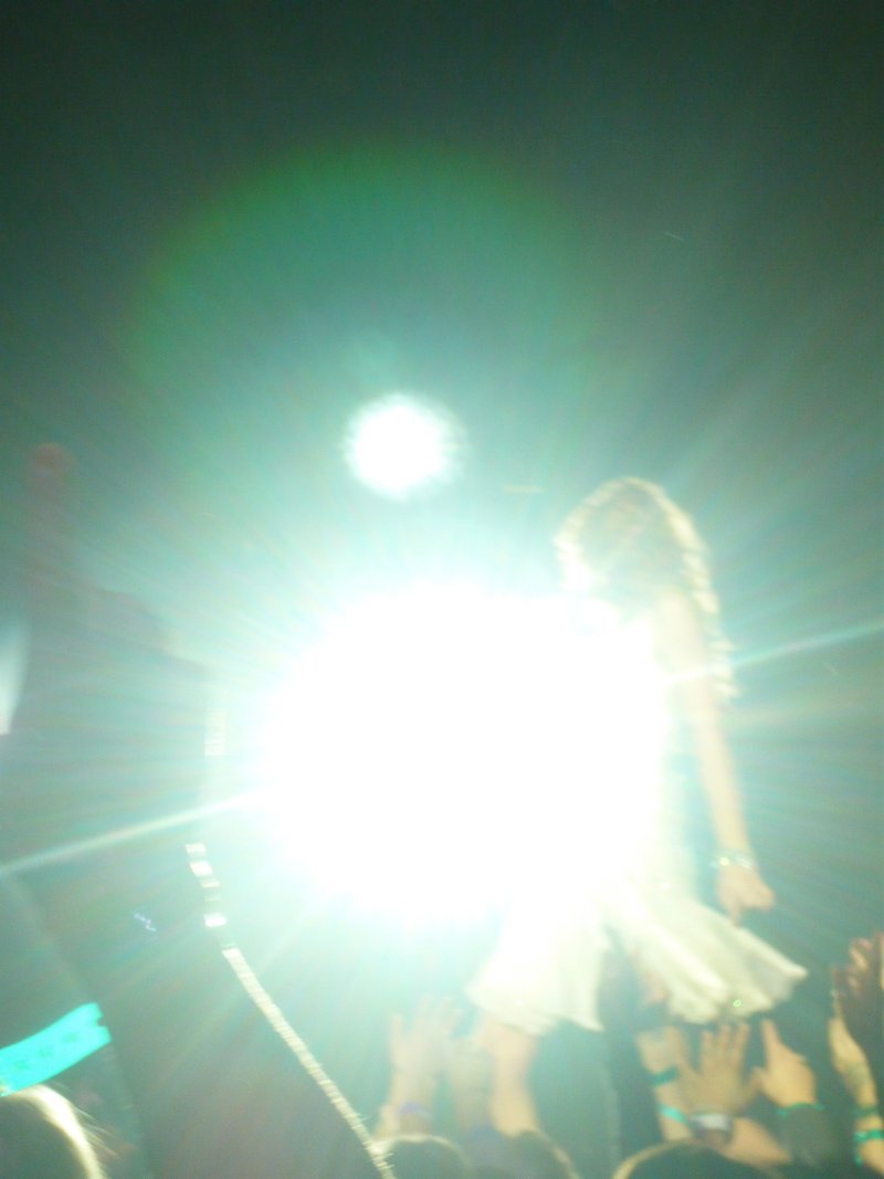 Taylor Swift — March 7 - Rotterdam, Holland — photo 239