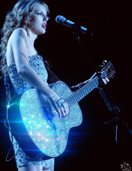 Taylor Swift — March 7 - Rotterdam, Holland — photo 280