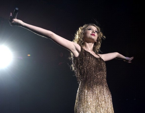 Taylor Swift — March 7 - Rotterdam, Holland — photo 306