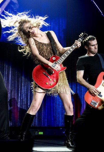 Taylor Swift — March 7 - Rotterdam, Holland — photo 321