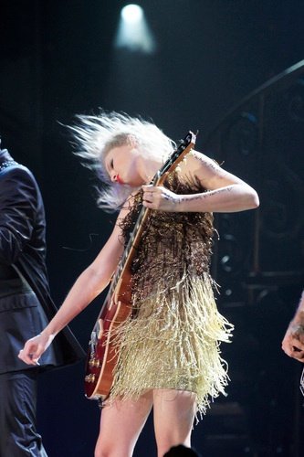 Taylor Swift — November 13 - Miami, Florida — photo 25