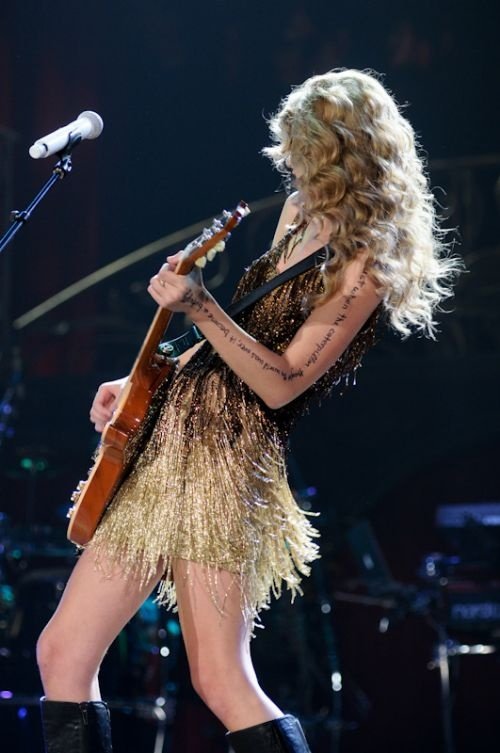 Taylor Swift — November 13 - Miami, Florida — photo 34