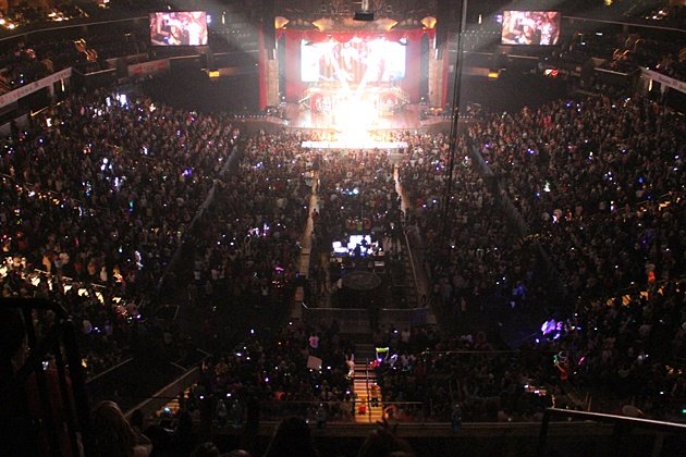Taylor Swift — November 16 - Charlotte, North Carolina — photo 29