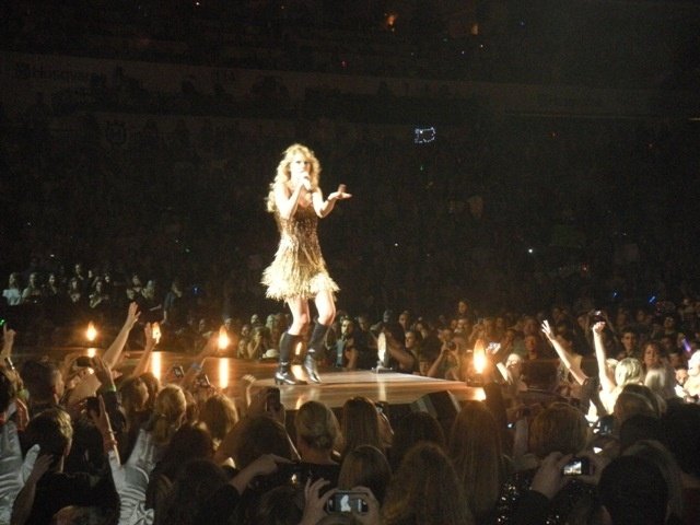 Taylor Swift — November 16 - Charlotte, North Carolina — photo 36