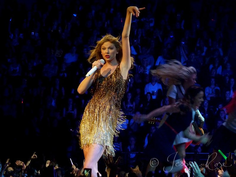 Taylor Swift — March 10 - Sydney, Australia — photo 6