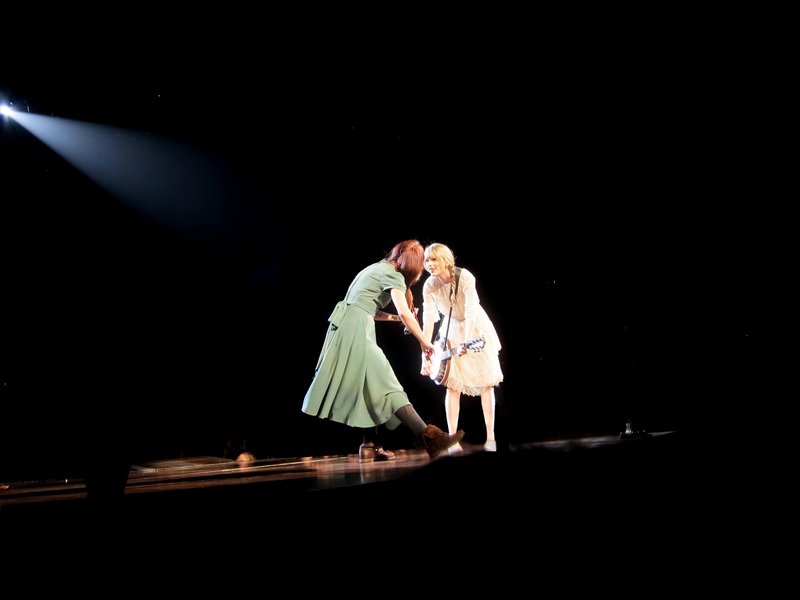 Taylor Swift — March 10 - Sydney, Australia — photo 15