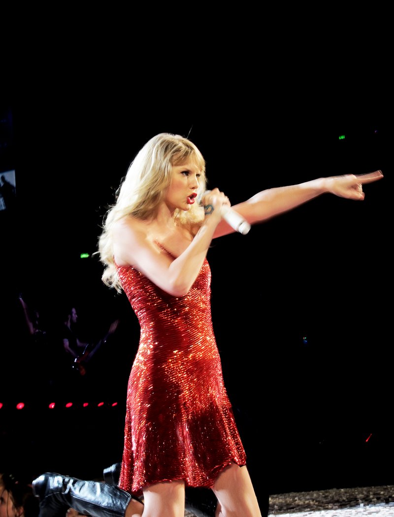 Taylor Swift — March 10 - Sydney, Australia — photo 18